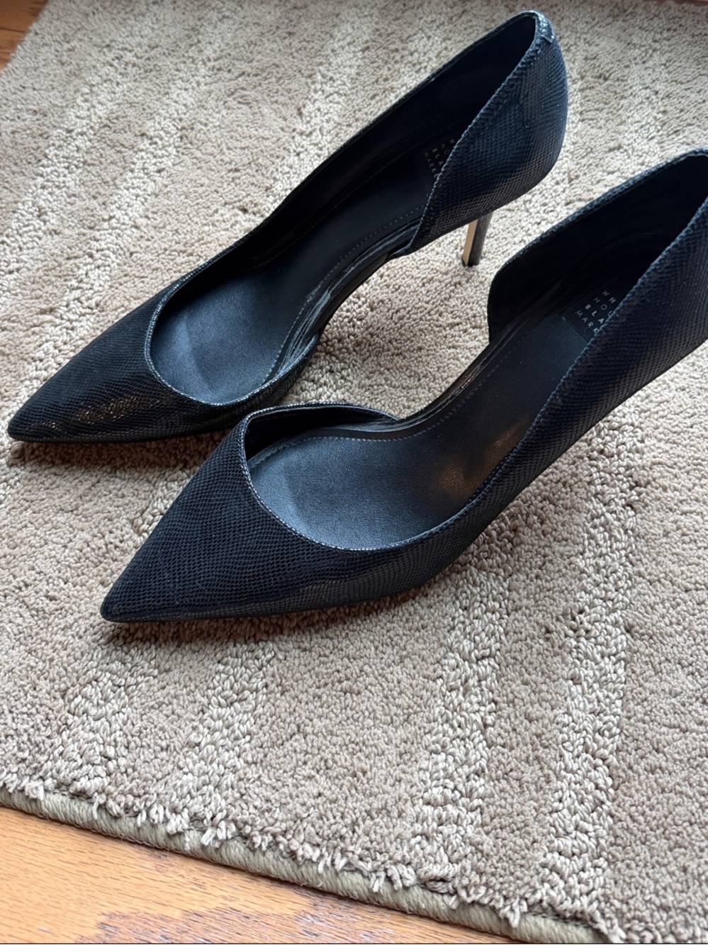White House Black Market 9.5 Black Pointed-Toe Pumps